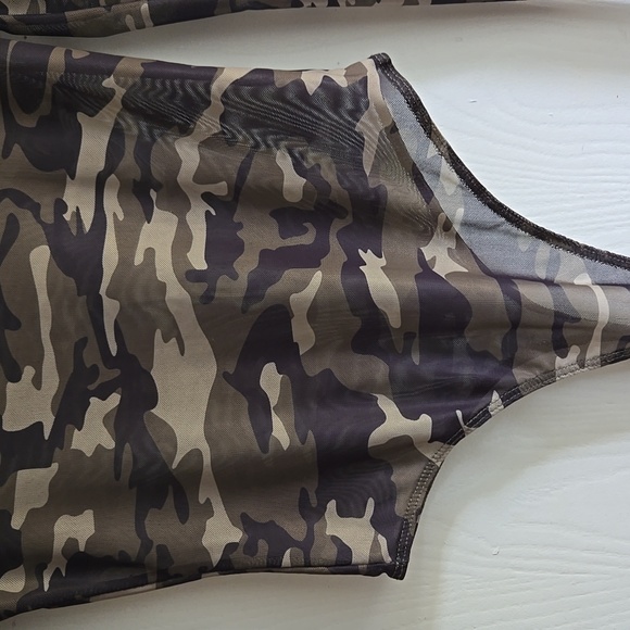 Streetwear Society | Camouflage Body Suit - Picture 6 of 7